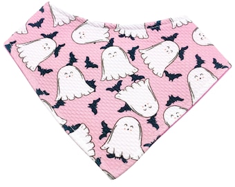 NEW - Cute Ghosts & bath on pink  (bullet), Dog Bandana, Fall, Halloween, Pet Bandana, Ghosts, Happy Halloween, boo, spooky, Kawaii