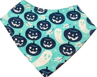 NEW - Mint Jack-o-Lanterns & Ghosts, Pet Bandanas, Halloween, Snap Bandana, Dog bandanas, cat bandana, Happy Halloween