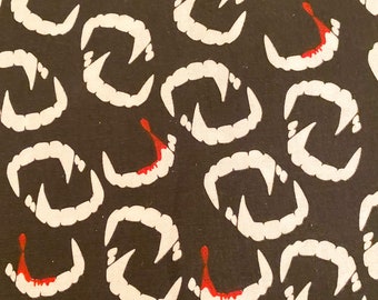 NEW - Vampire Fangs, Pet Bandanas, Halloween, Snap Bandana, Dog bandanas, cat bandana, Happy Halloween, scary, draculas