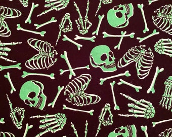 NEW - Scary Bones (Glows In The Dark), Pet Bandanas, Halloween, Snap Bandana, Dog bandanas, cat bandana, Happy Halloween, skeletons