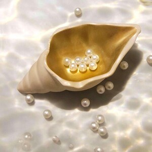 Luxury Sea Shell Jewelry Dish | Golden Conch Shell Ring Holder | Mermaid Magic | Ocean Treasure | Nautical | Coastal Decor | Gold | Luxe