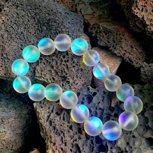 Mermaid Glass Bracelet – Ocean-Inspired Sparkling Blues, Purples & Yellows, Siren glass, ocean