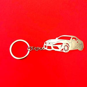 Llavero de coche Supra personalizado, llavero exclusivo de acero inoxidable, regalo de cumpleaños