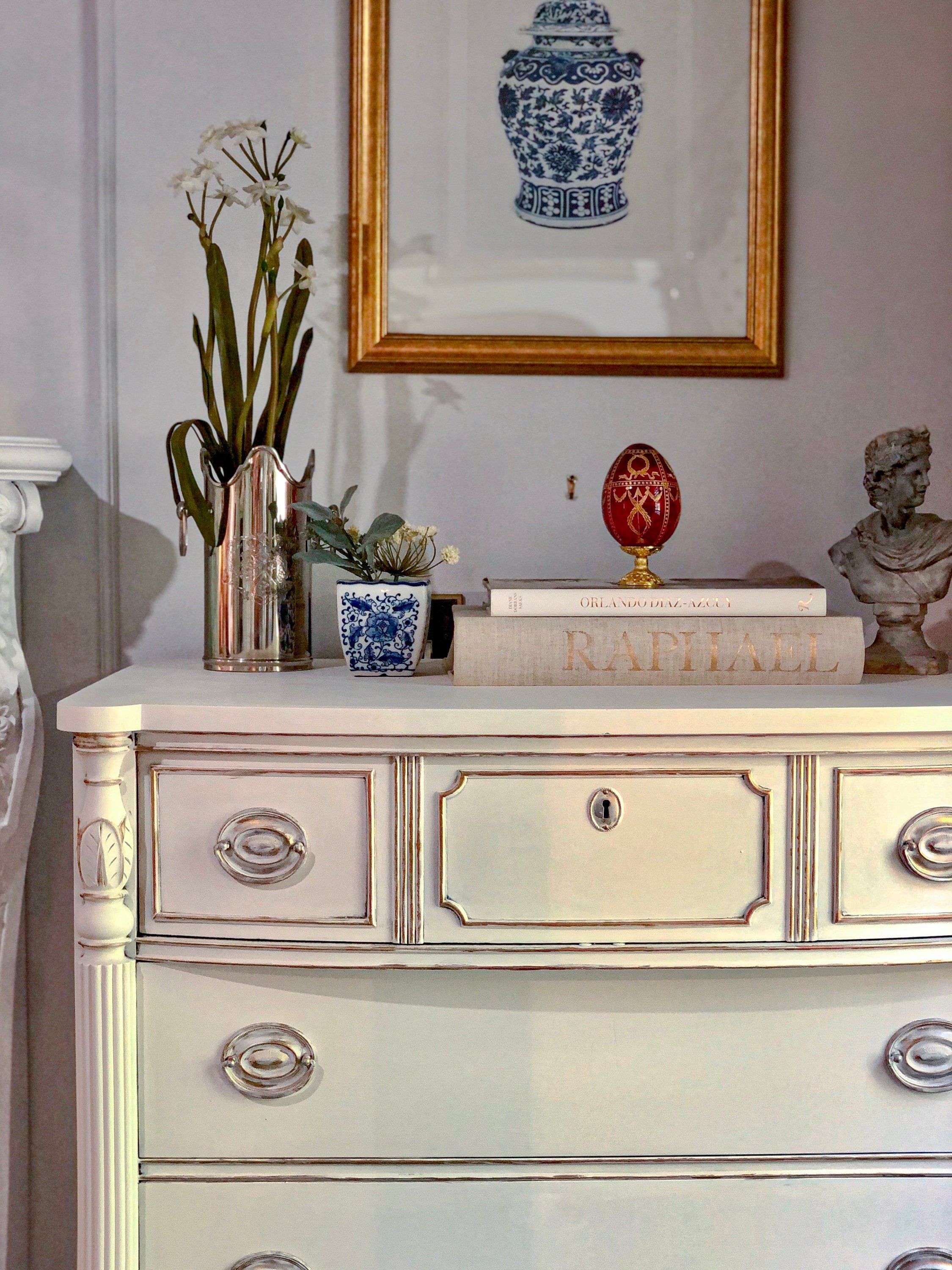 Beautifully Chalk Painted White Dresser Creme Tall Dresser/ off White Antique Drawers - Etsy Beautifully Chalk Painted White Dresser Creme Tall Dresser/ off White Antique Drawers - Etsy