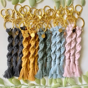 Macrame Twisted Pattern Keychain