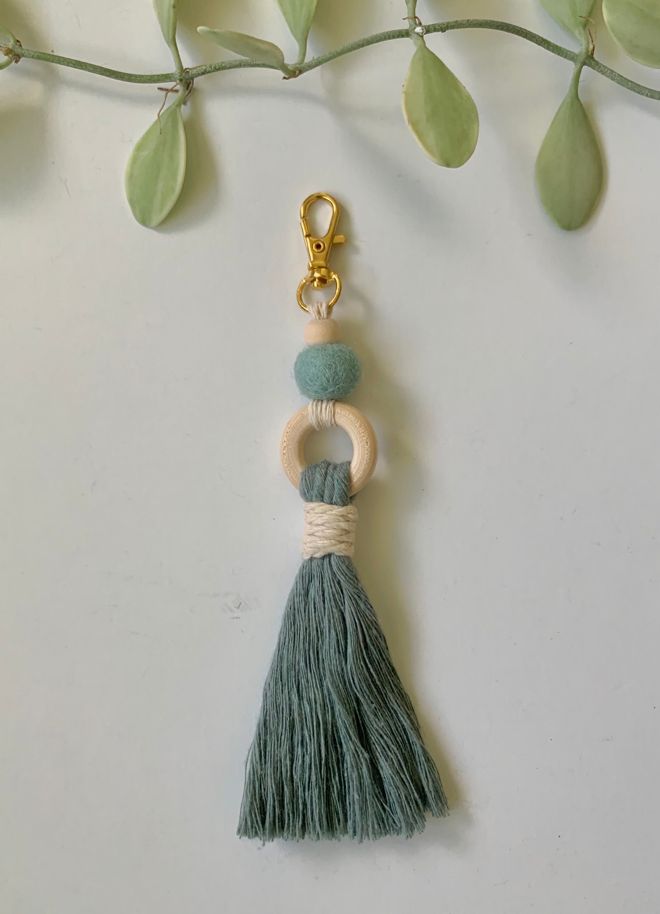 Small Diffusers Keychain Macrame Essential Oil Diffuser Keychain: Cotton Cord, Wool Ball - Etsy