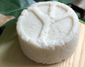 Coconut solid shampoo