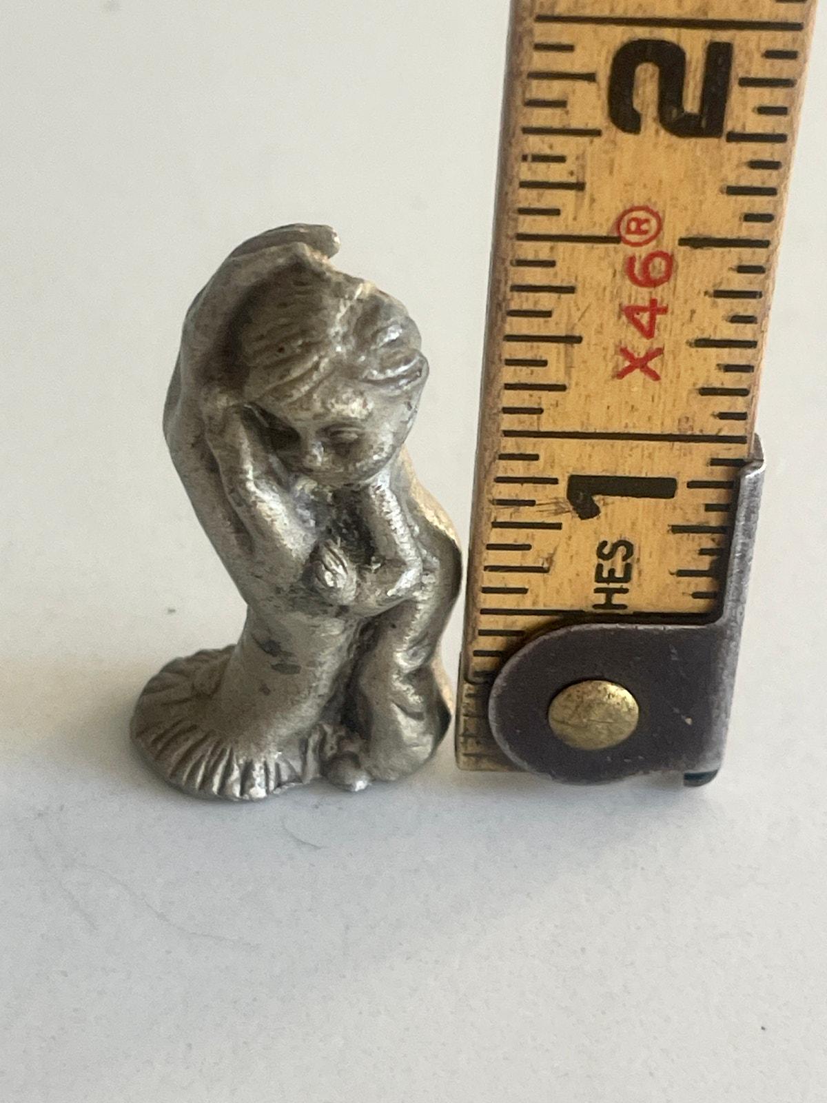 Little Child, Resting in Mothers Hand, Family, Comforting, Pewter