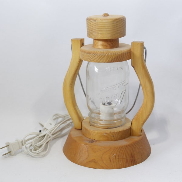 Lantern Lamp, Kerr, Self Sealing, Lighting, Holiday, Colonial Style, Interior, Decor, Vintage, Collectible, ~ 230303-DIP 1271