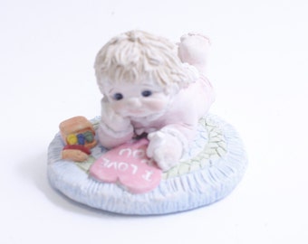 Dreamsicles, Baby Angel Coloring a Heart, I Love You, Figurine, 3", Cherub, Adorable, 1990s, Kids Room, Nursery, Decor, ~ 230603-DISV 1298