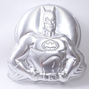 Batman, DC Comics, Forma do pieczenia, Forma do ciasta, Forma, Forma do ciasta, Postać, Bohater, Kuchnia, 13", Impreza, Dzieci, Naczynia kuchenne, Zabytkowe, ~ 11