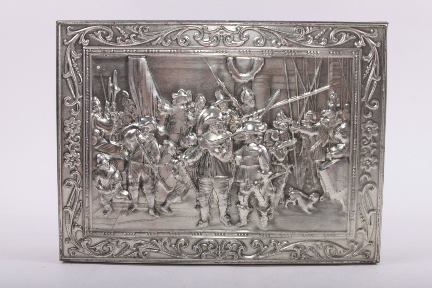 Vintage Rembrandt Dordrecht Holland Victoria Biscuit Tin Box