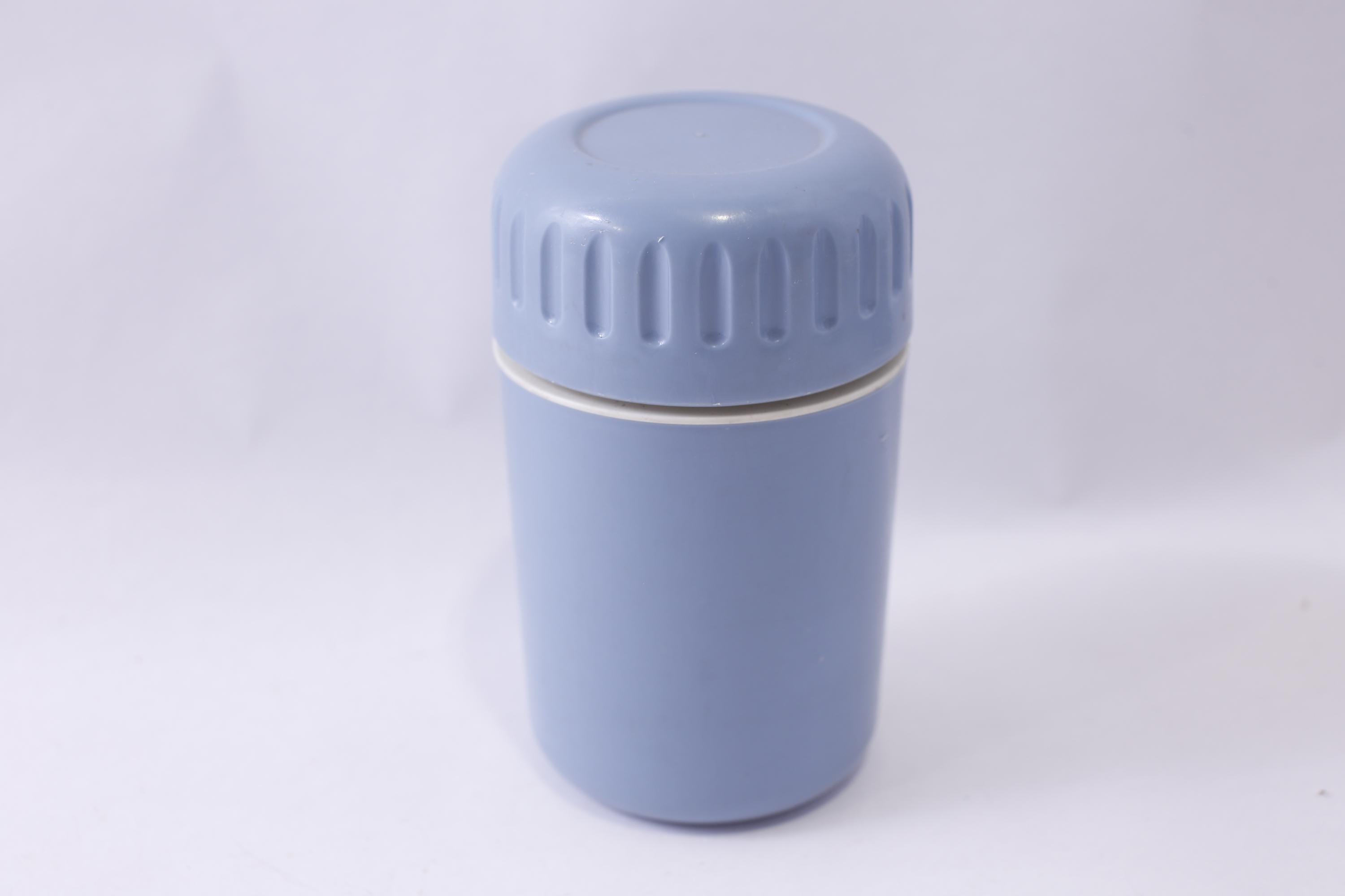 Tupperware Blue Can for Hot or Cold Drinks, Thermos, 6 Inches