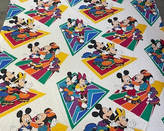 Disney, Mickey and Minnie, Skating, Twin Sheet, Fabric Panel, 64x91", Pacific, Bedding, ~ 251112-WH 586