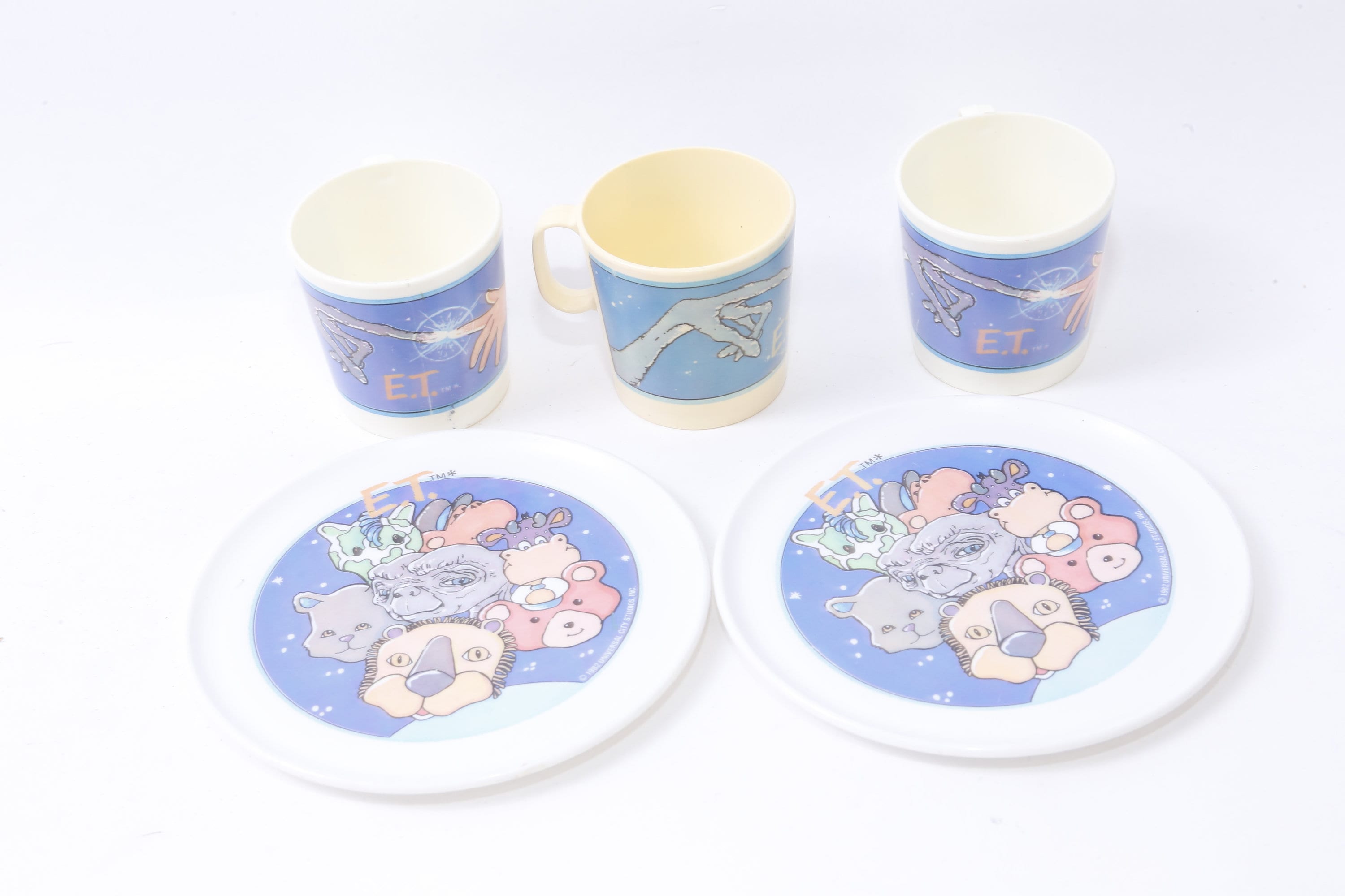 E T the Extra-Terrestrial, Mugs, Plates, Set, Movie Characters, Kitchen, Dining, Drinkware, Children, Vintage, Collectible, ~ 20-01-911