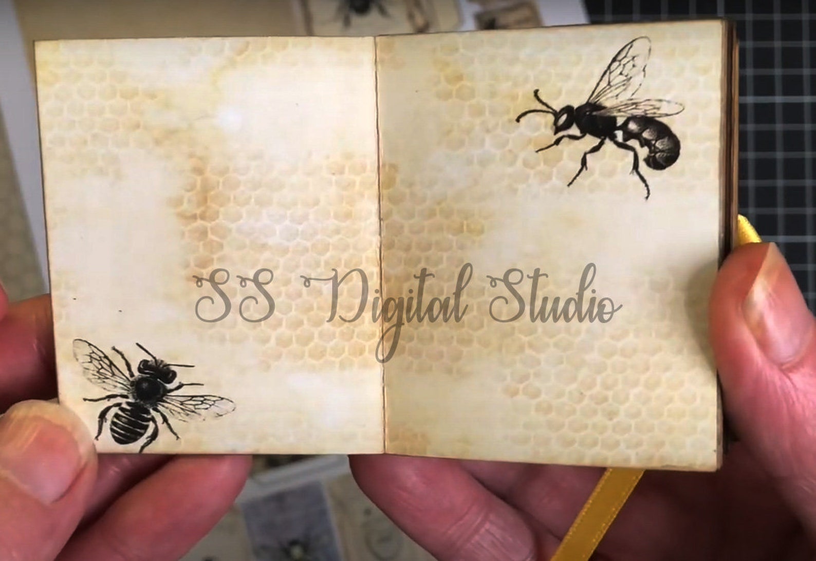 32 Sheets Busy Bee Journal Kit Journal Pages Bee Keeper Etsy