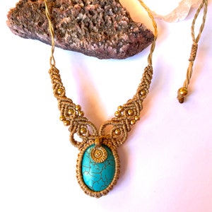 Macrame necklace, turquoise necklace, boho macramé necklace