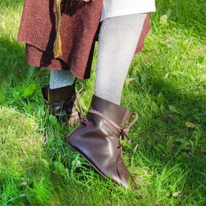 Medieval unisex boots, natural leather dark brown handmade historical shoes, viking etno boots, festival costume, turnshoe, renaissance