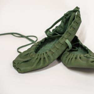 Authentic Historical shoes Green - PASTALAS, Viking shoes, Handmade Leather, Celtic renaissance shoes, Unisex footwear, Folk dancers shoes
