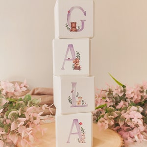 Personalized beech wood cubes with animal alphabet Malva