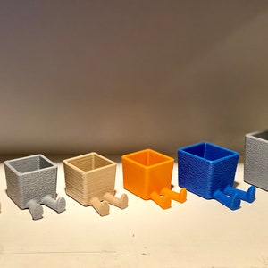 Eco-Friendly PLA Planter - Dual iPhone Stand - Colorful Indoor Garden Decor
