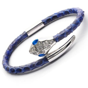 Blauw leer en zirkoon diamanten slangenkoparmband, stijlvol herenaccessoire, slangpolskleding voor verjaardag, dagelijks gebruik verjaardagscadeau