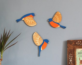 Arte popular Pájaros azules de madera - Decoración de pared Colgantes