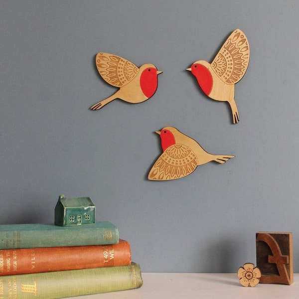 Folk Art Wooden Robins - Wall decor Hangings