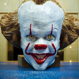 Pennywise Cabeza de cartón PLANTILLAS