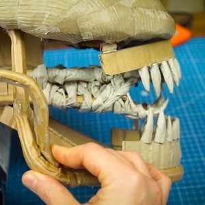 Xenomorph head out of cardboard TEMPLATES image 8