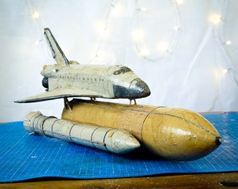 Space Shuttle of cardboard TEMPLATES