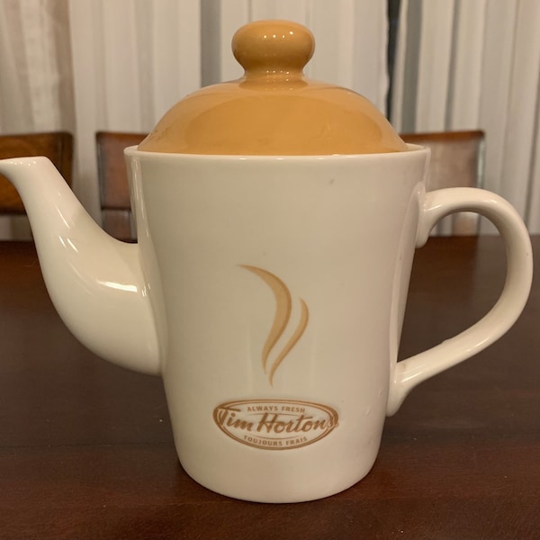 Tim Horton 2 Cup Teapot