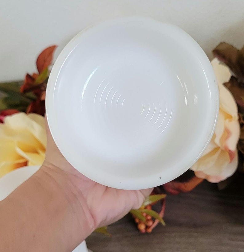 Vintage Federal White Milk Glass Beer Mug Stein W/german Bar Pub Scene