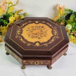 Vintage Reuge Swiss Music Box - Marquetry Jewelry Box - &quot;Lara&#39;s Theme&quot; Love Story - Made in Italy