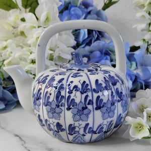 Vintage Pumpkin Shaped Teapot - Chinese Blue And White Floral - 5&quot;