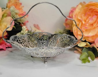 Vintage International Silver Company Silverplate Decorative Candy Dish - "Lovelace" - 8"