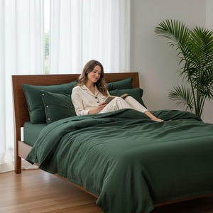 100% Linen Forest Green Sheet Set: Flat, Fitted, Pillowcases