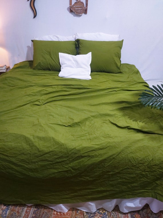 Moss Bed Sheet With 2 Pillow Covers