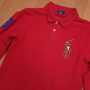 vintage Polo Ralph Lauren rugby manches longues polo avec logo brodé gros poney chemise preppy à col rouge des années 1990 jeunesse taille L coupe S