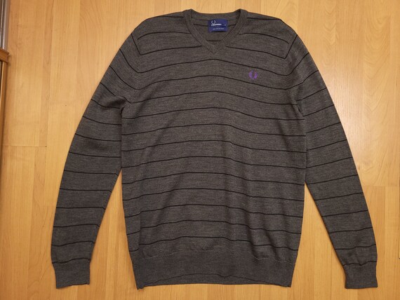 Vintage Y2K Fred Perry Merino Wool Casual Striped V neck Pullover