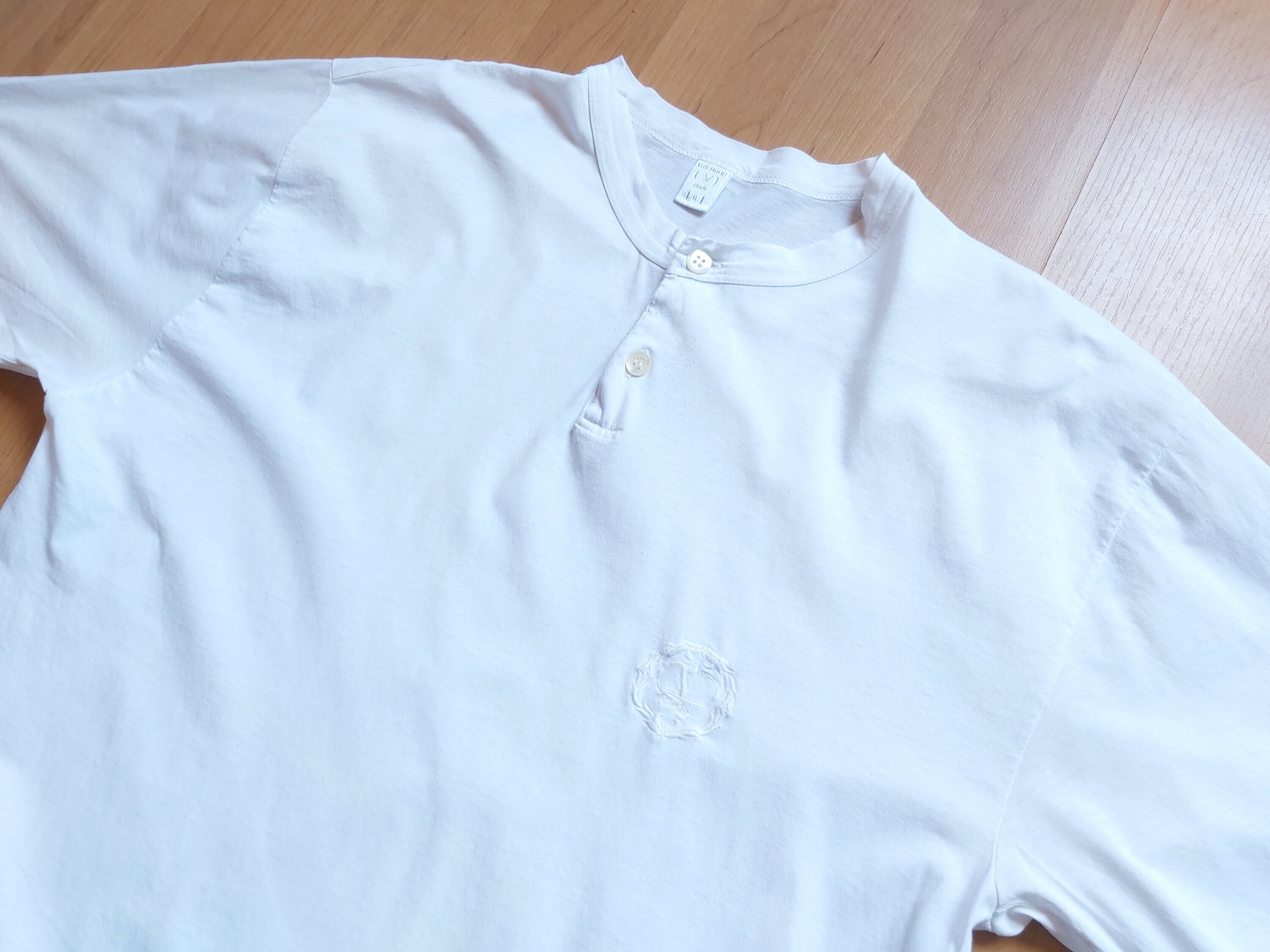 chanel embroidered t shirt