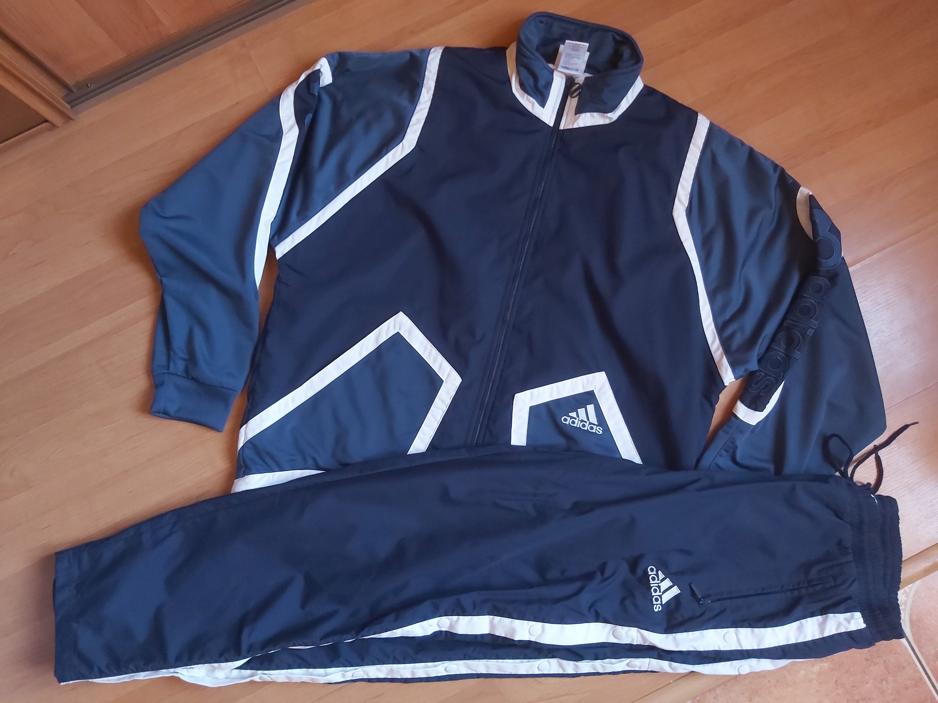 adidas tracksuit bottoms vintage