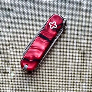 58mm Kirinite scales (True Blood) - Suitable for Victorinox.