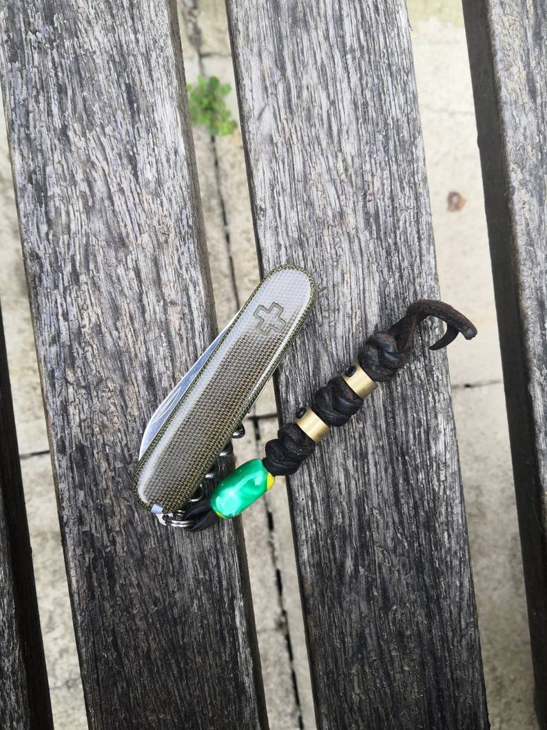 victorinox 84mm replacement scales