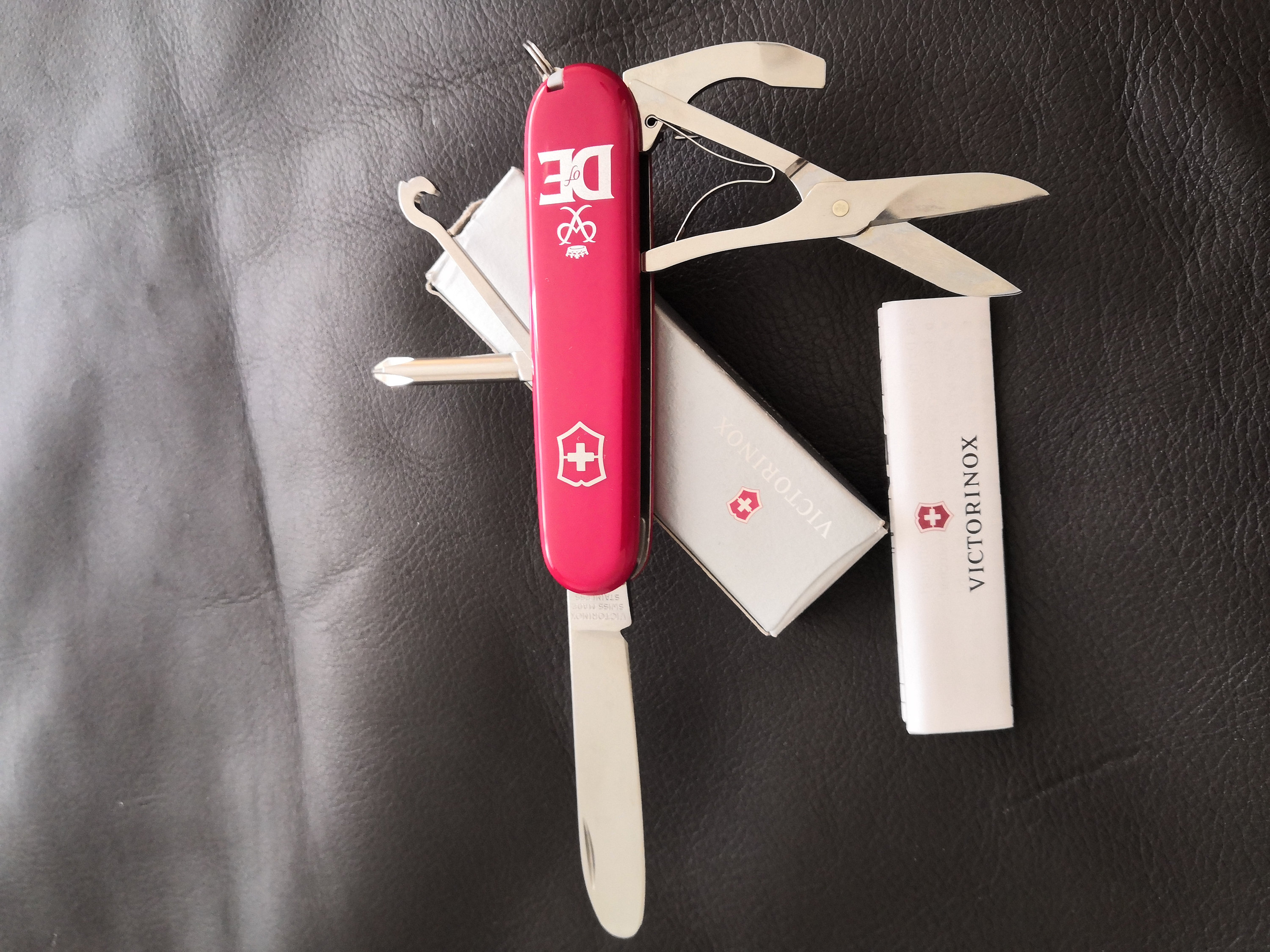Victorinox Duke of scholarly Edinburgh Knife