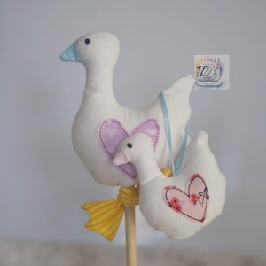 Sitting Duck Stuffie ITH Embroidery Design, 5 different sizes