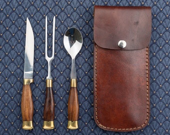 3 piece WOOD cutlery set with brown leather case that attaches to belt.