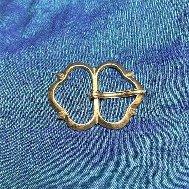 Medieval Spectacle Buckle Wide Trefoil D-shaped Buckle image 6