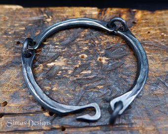 Iron Chain Links Men's Bracelet, Hand Forged Black Iron Bracelet, 6th Anniversary Gift For Him, Rustic Industrial Chain Link Design