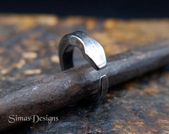 Hand forged stainless steel snake ring, Hammered ring, Unique simple women's ring, Pagan Jewelry, Great gift for artisan jewelry lover